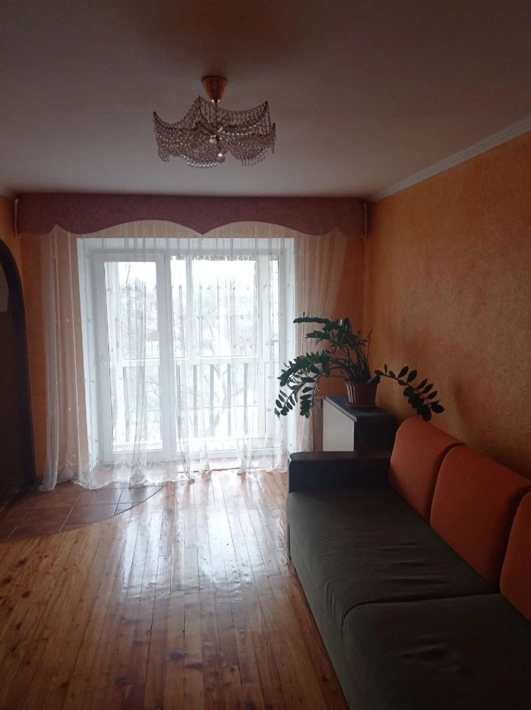 Sale of a 3-room apartment in the city of Stryj. Negotiation. Euro renovation.