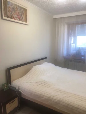 Продам квартиру 5 поверх Івасюка 15 центр міста Топ локація