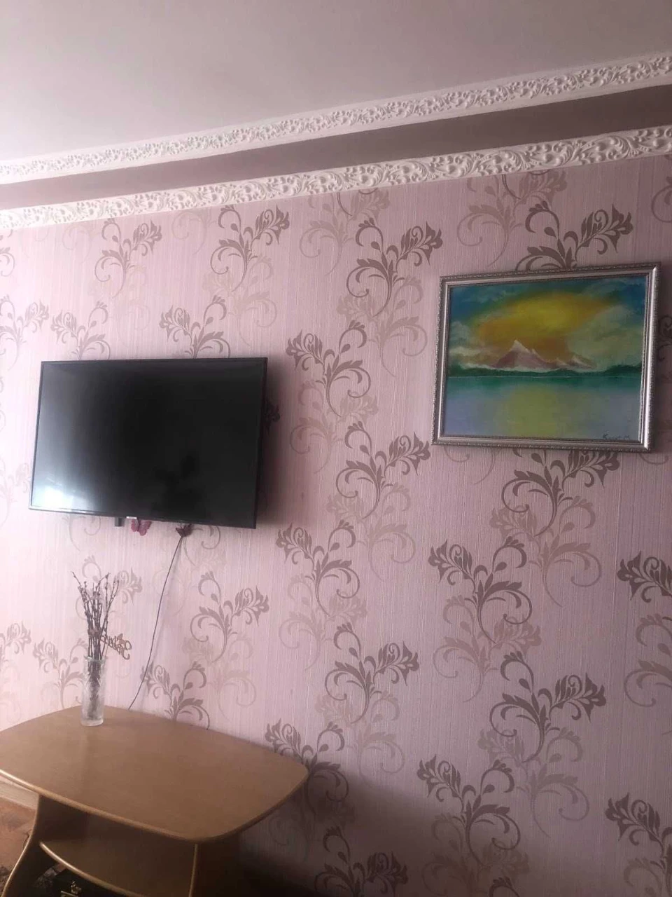 Продам квартиру 5 поверх Івасюка 15 центр міста Топ локація
