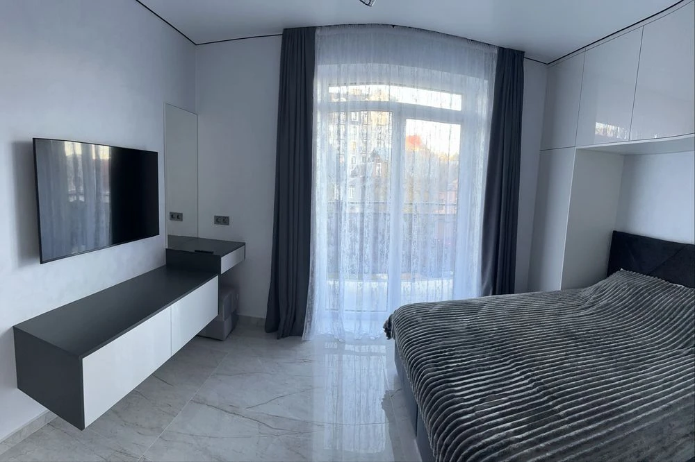 Продажа 2-комнатной квартиры-апартаментов