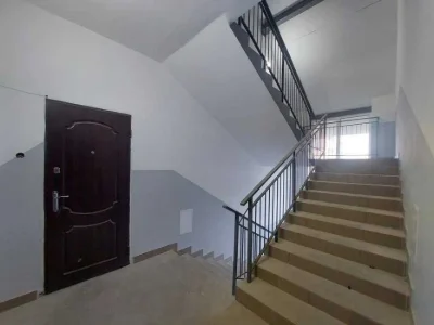 Продаж 3-кімнатної квартири 105 м² у центрі Трускавця — розг