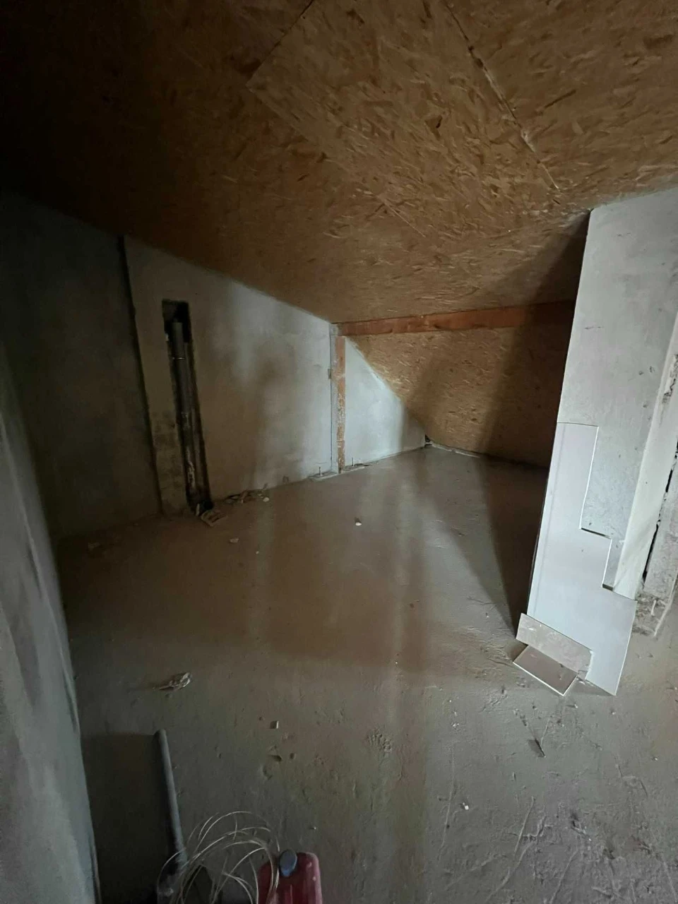Продаж 3-кімнатної квартири 105 м² у центрі Трускавця — розг