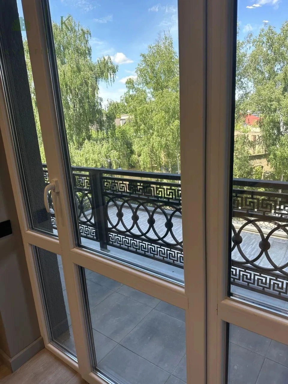 Продам 1-кім.апартаменти ,вул Івана Франка 1а  Апартготель К