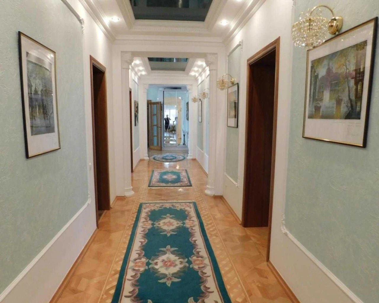 ПРОДАЖ трикімнатної квартири з дизайнерським ремонтом У ТРУС