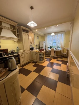Продаж 3 кімнатноі квартири Трускавець новобудова