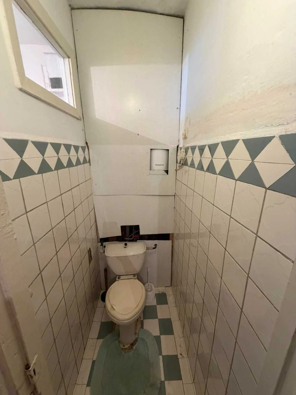 Продається 3-кімнатна квартира 66,4 м², 2 великі балкони, чу