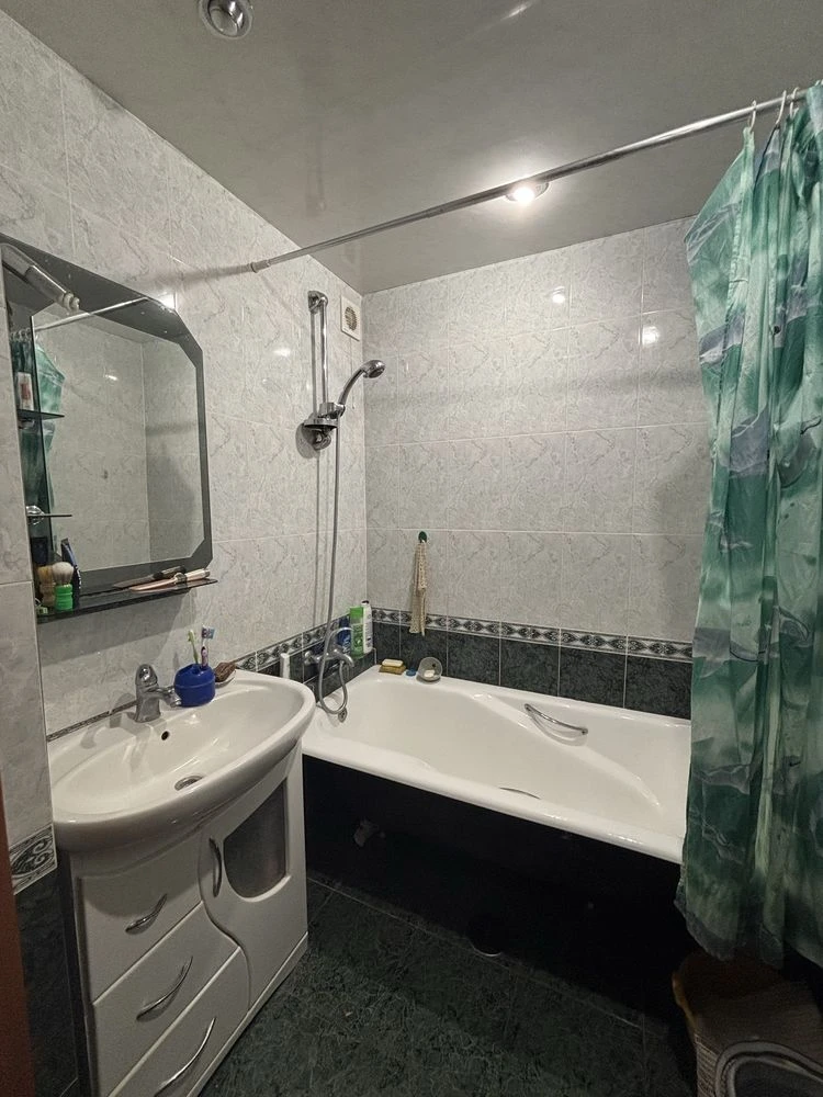 Продаж 4 кімнатна квартира Трускавець чешка