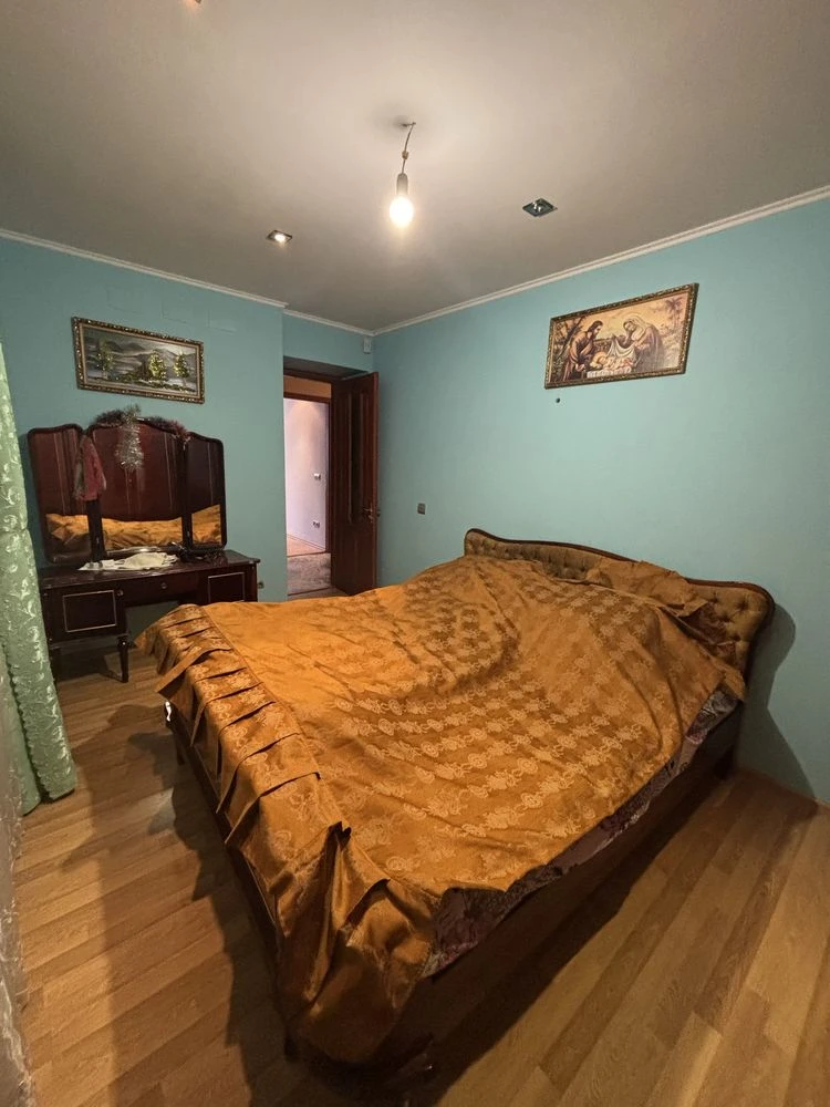 Продаж 4 кімнатна квартира Трускавець чешка