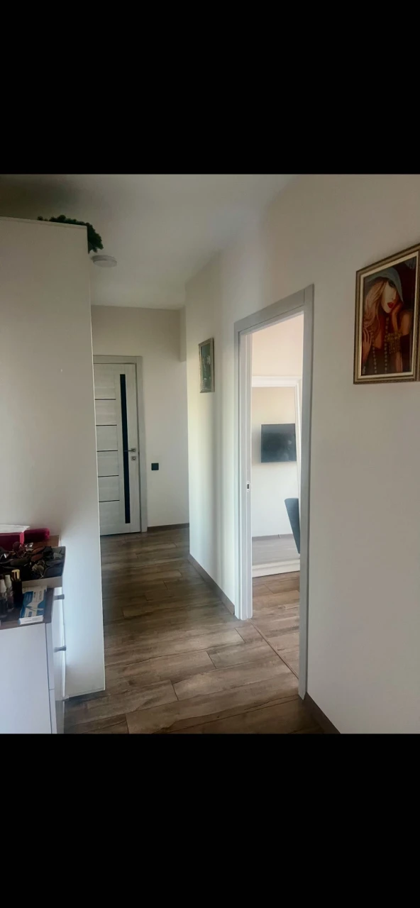 ВЛАСНИК! Продам 2 к кв 64 кв м(6спальн місць)кращий ЖК»Клено