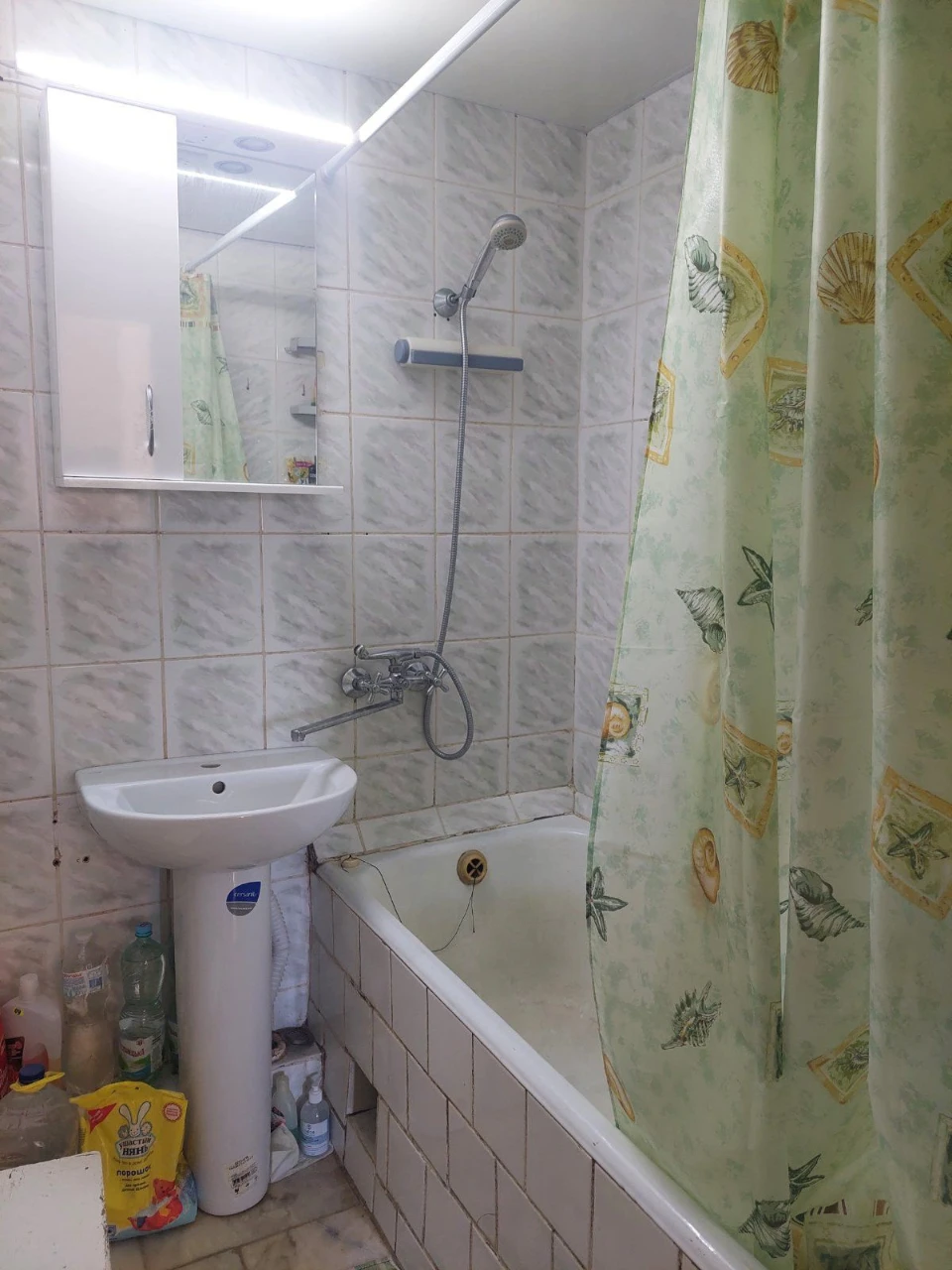 Продаж 2-кім. квартири 59 м.кв., в. Бориславська