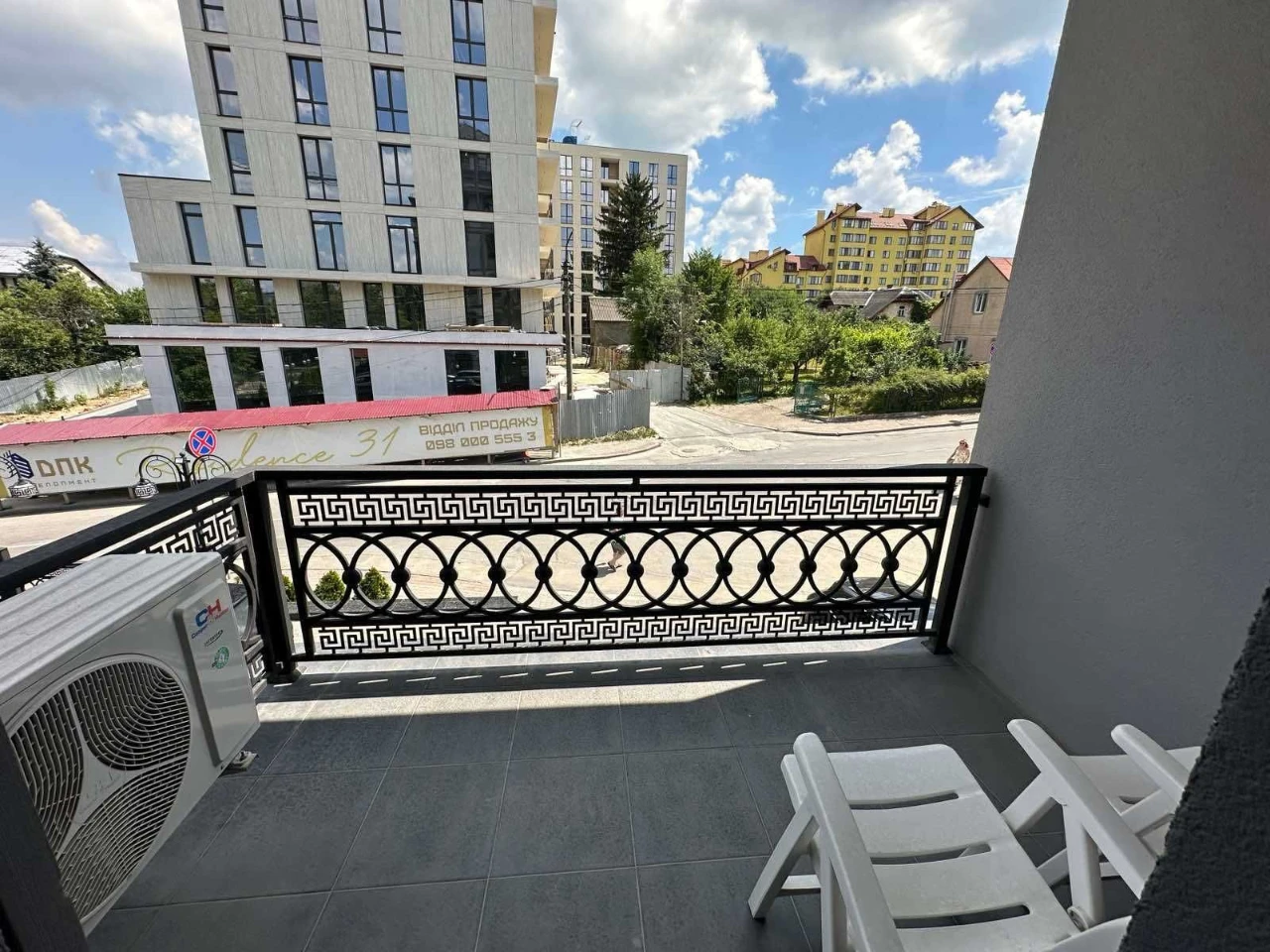Продаж 1 кім. апартаментів, центр, готель "Кардинал", Труска