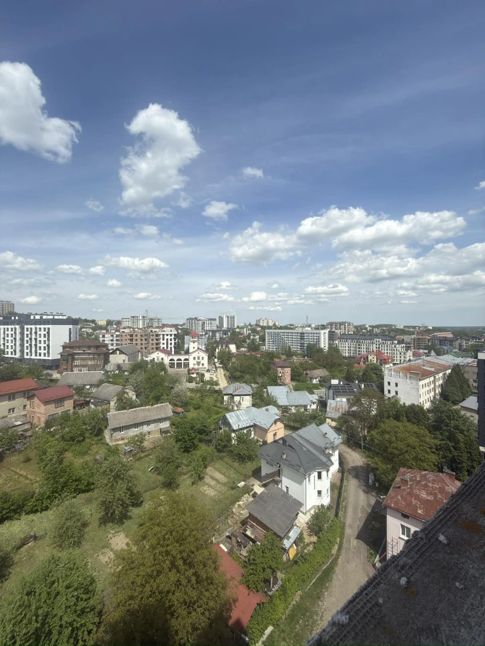 Продаж 2-кім. квартири 80.3 м.кв., в. Роксолани