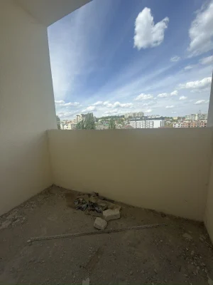 Продаж 2-кім. квартири 80.3 м.кв., в. Роксолани