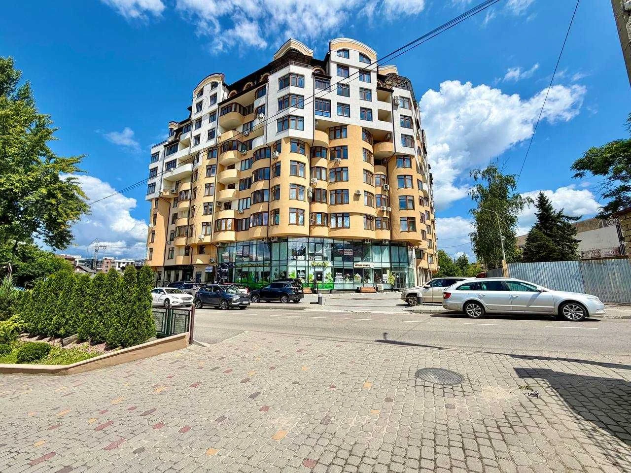 Продаж видової 2-кімнатної квартири в елітному ЖК на вул. Ро