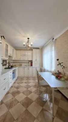 Продаж 2-кімнатної квартири в м. Трускавець, вул. Скоропадсь