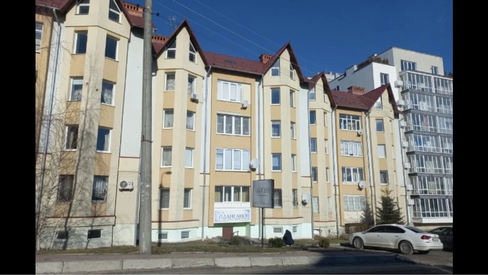 Продам дворівневу квартиру в Трускавці площею 218м/кв