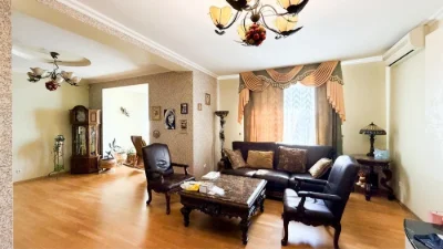 Продається простора 4-кім квартира у Трускавці