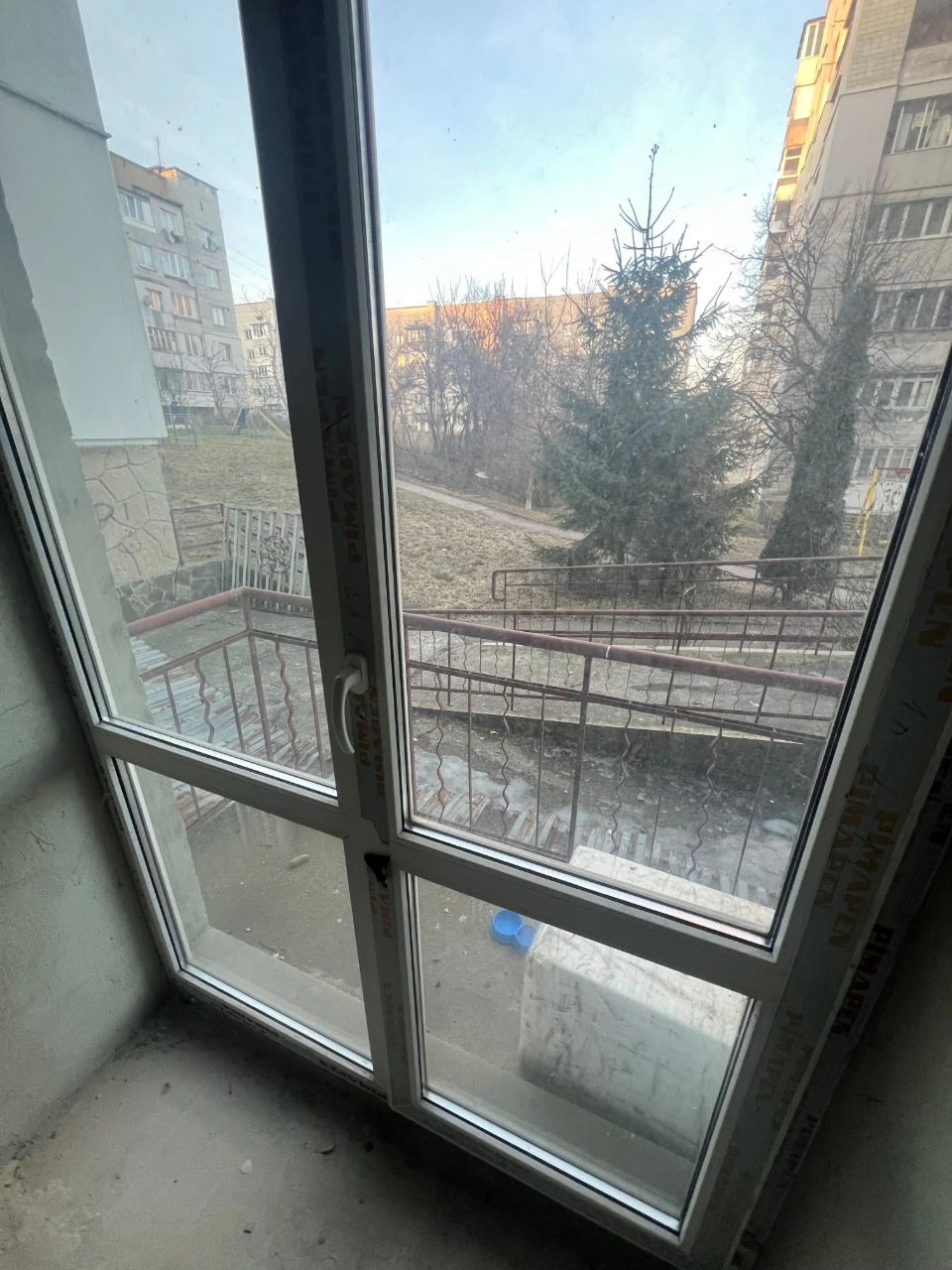 Простора 3-кімнатна 92,8 м² на Мазепи | 3 балкони