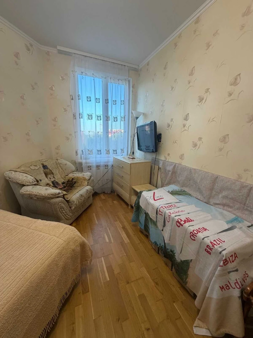Продаж 3 кімнатної квартири у Трускавці з ремонтом