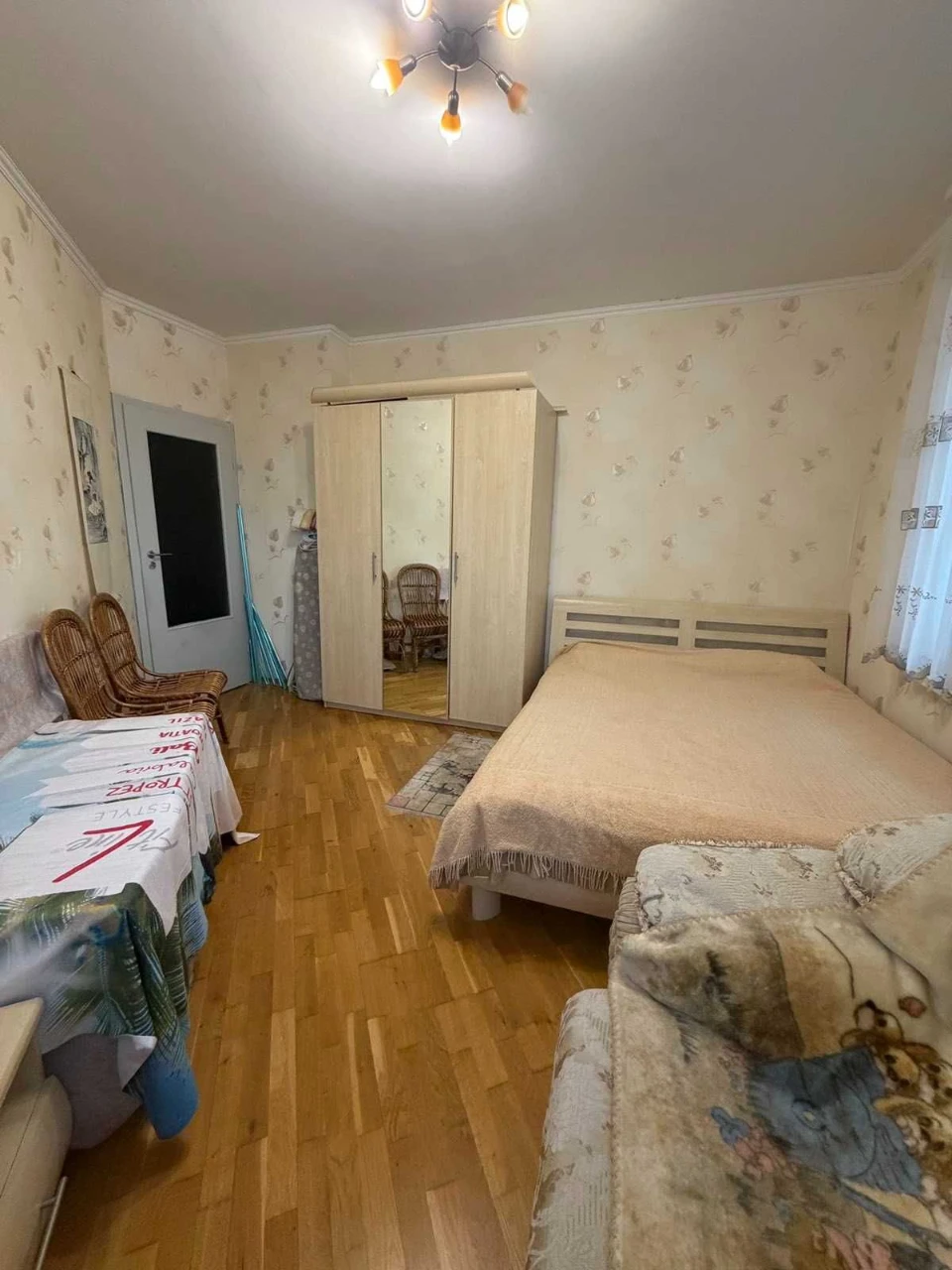 Продаж 3 кімнатної квартири у Трускавці з ремонтом