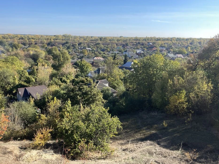 Будинок з супер локацією,продаж або обмін ліквідного обьекту
