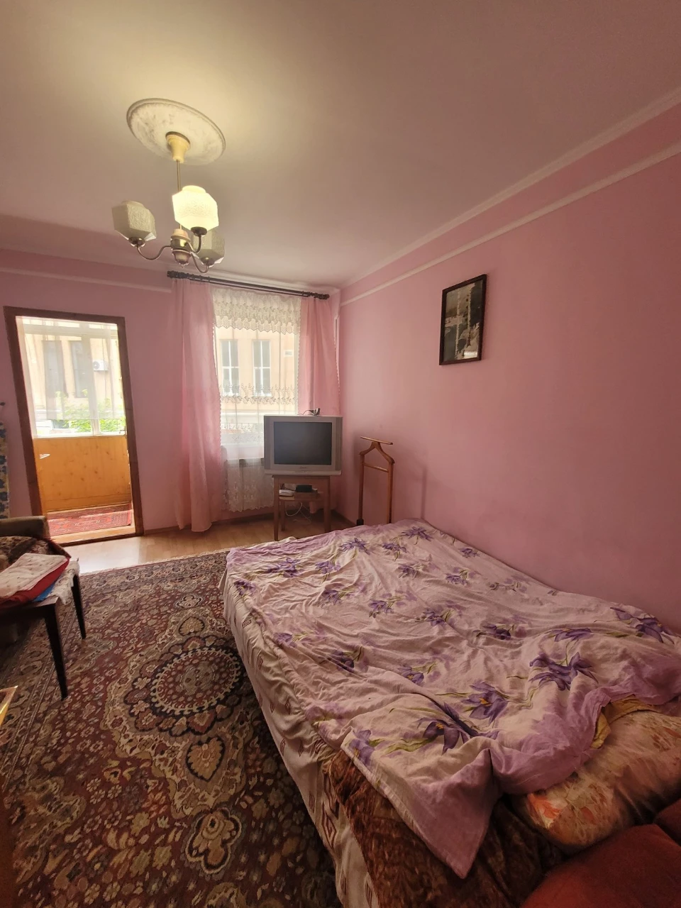Продаж 3-х кімнатної квартири в центрі м.Трускавця
