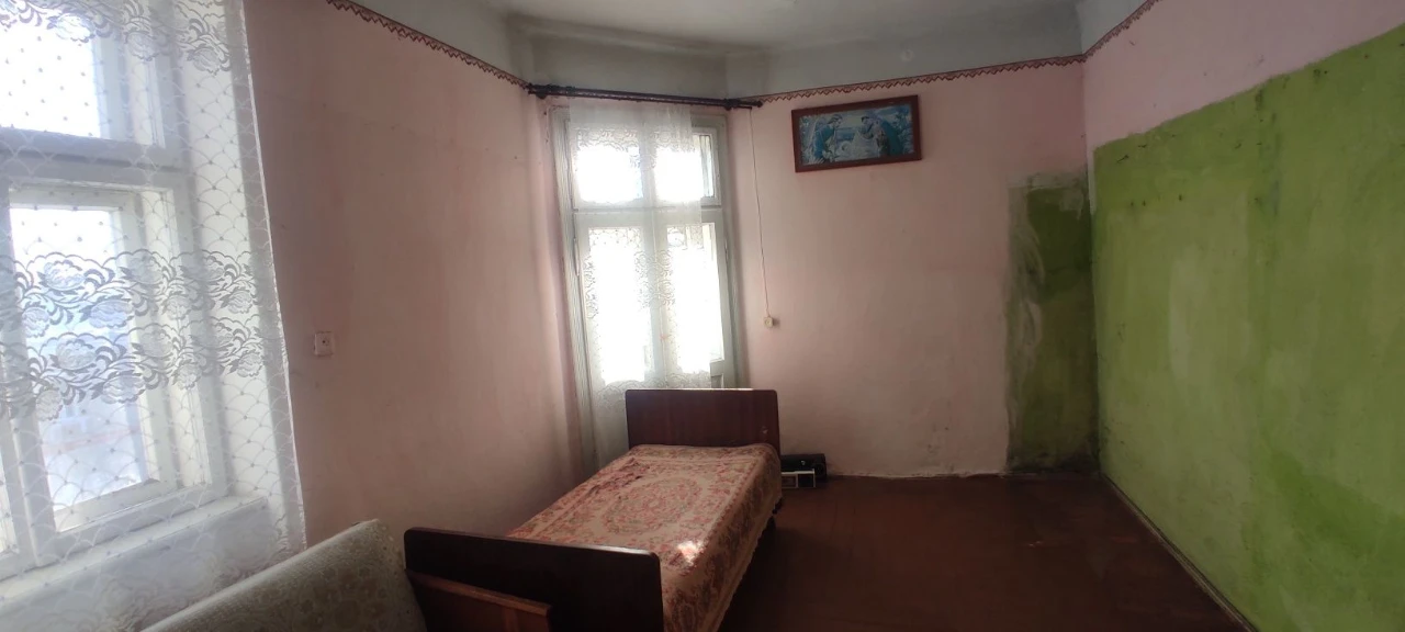 ДУЖЕ ТЕРМІНОВО Квартира 50м кв. 3 кімнати, кухня, балкон, 2