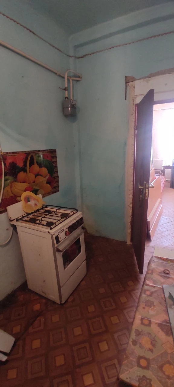 ДУЖЕ ТЕРМІНОВО Квартира 50м кв. 3 кімнати, кухня, балкон, 2