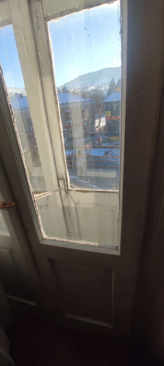 ДУЖЕ ТЕРМІНОВО Квартира 50м кв. 3 кімнати, кухня, балкон, 2