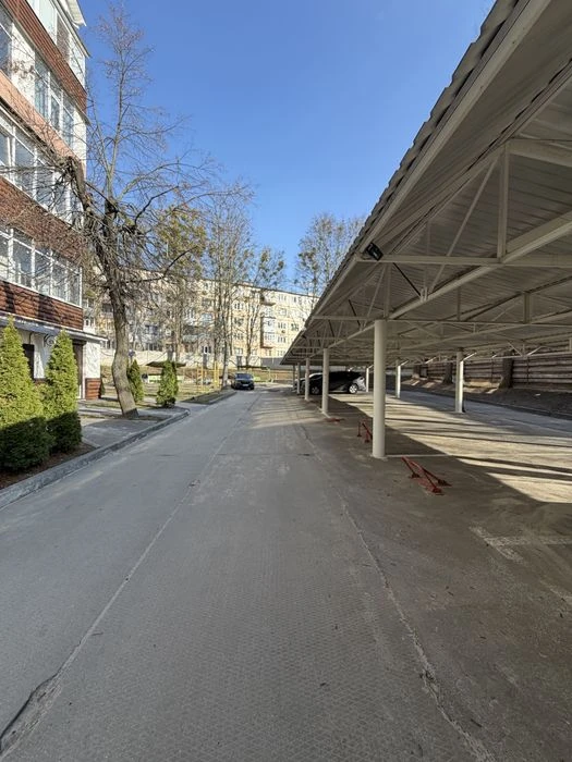 Sale of 2-room apartments in Kharkov, metro station 23 August, available with a certificate.