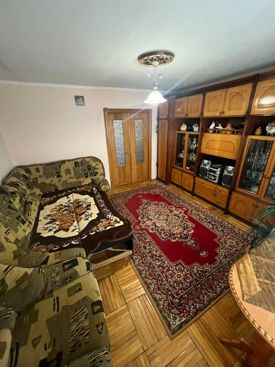 3-кімнатна квартира з меблями та технікою, вул. Стебницька 9