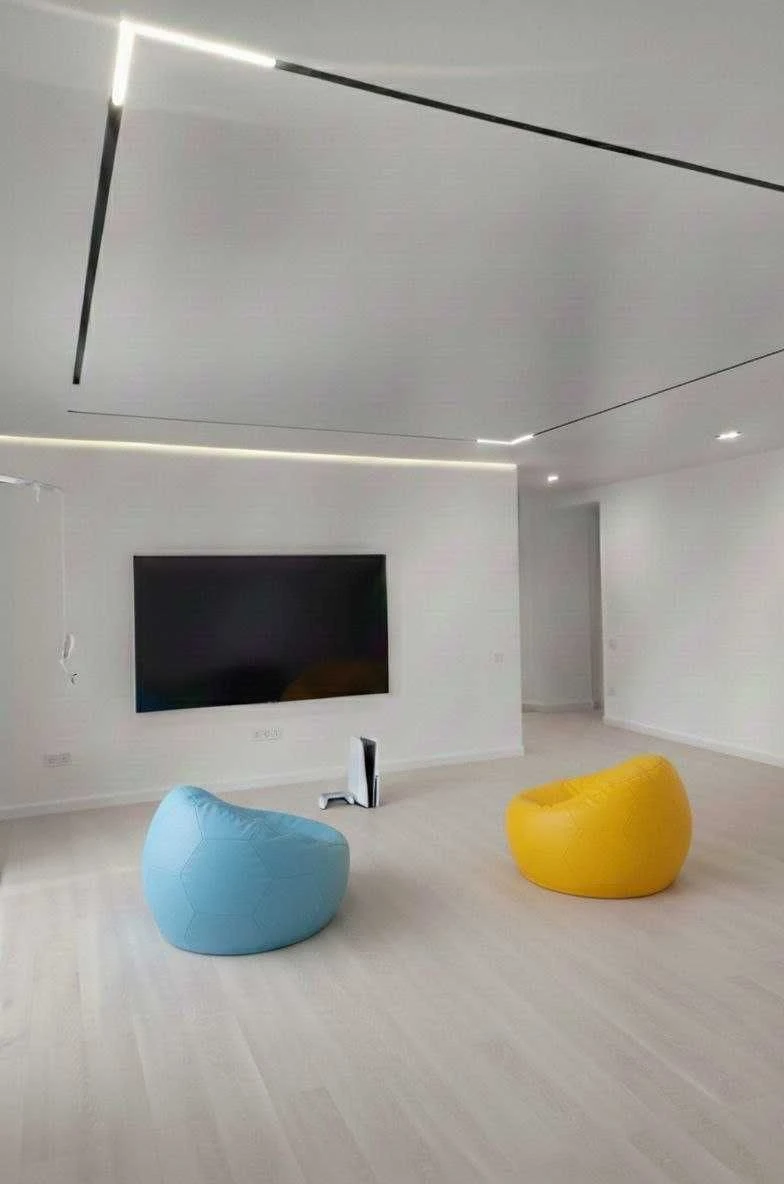 ПРОДАЖ 3-кімнатна квартира 131 м. кв. вул. Скоропадського м. Трус