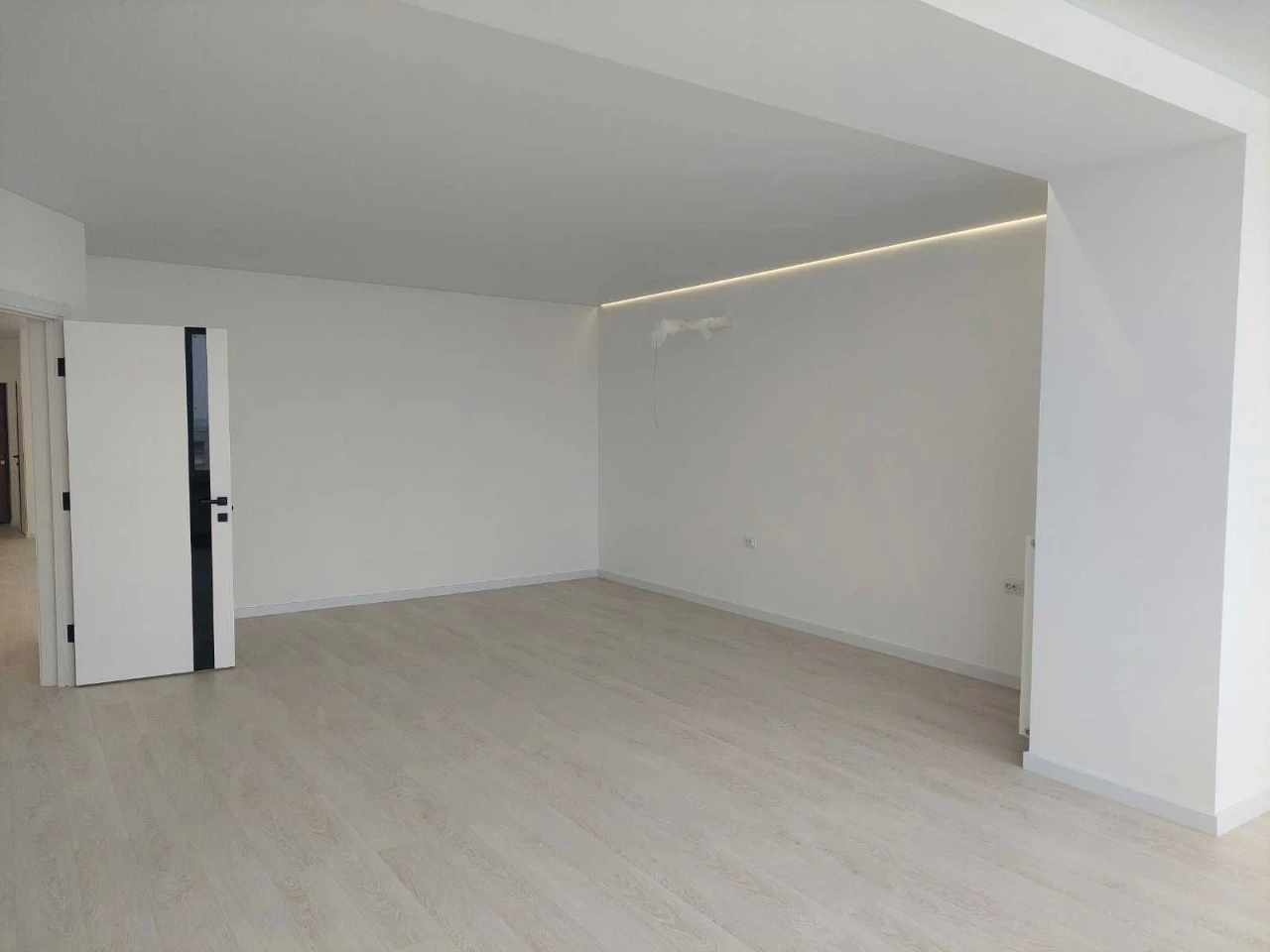ПРОДАЖ 3-кімнатна квартира 131 м. кв. вул. Скоропадського м. Трус