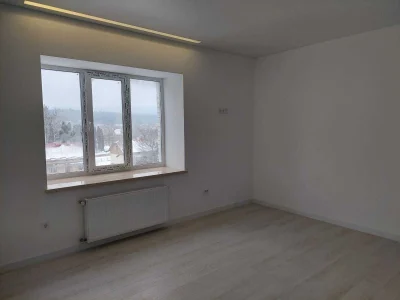 ПРОДАЖ 3-кімнатна квартира 131 м. кв. вул. Скоропадського м. Трус