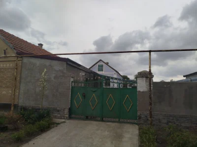 Обміняю дім на квартиру