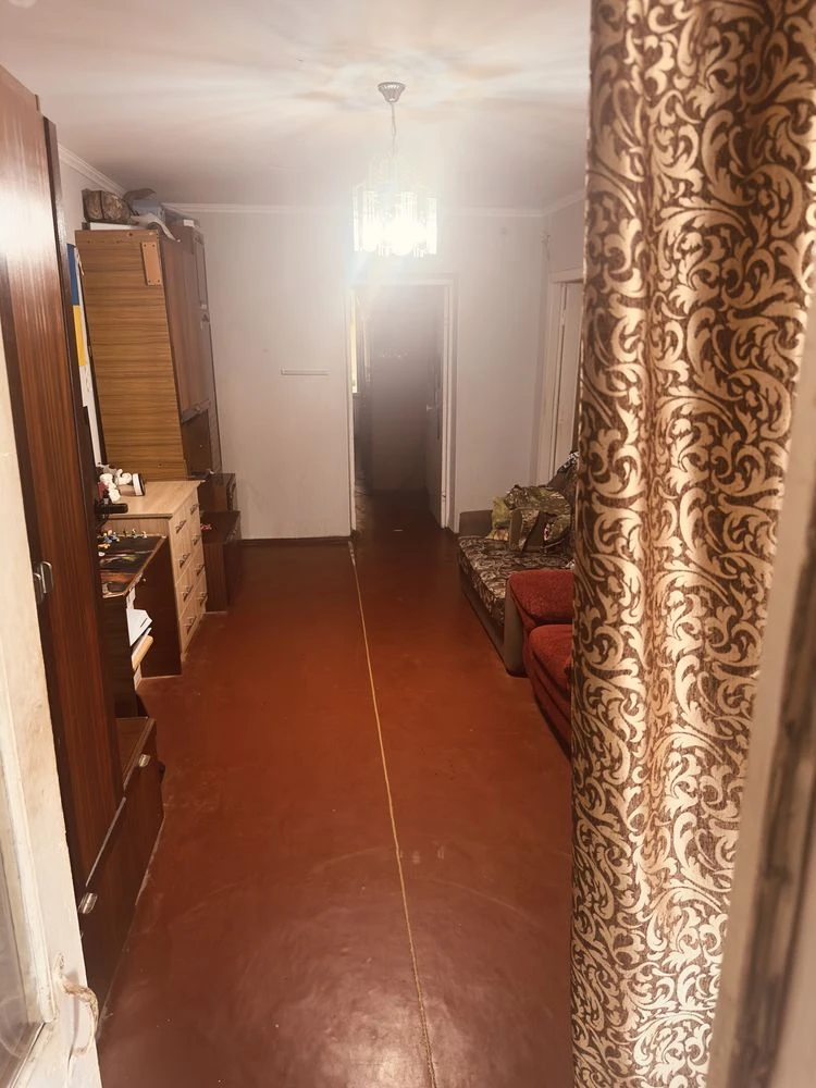 Продам 3х квартиру на 1 поверзі на 3 районі