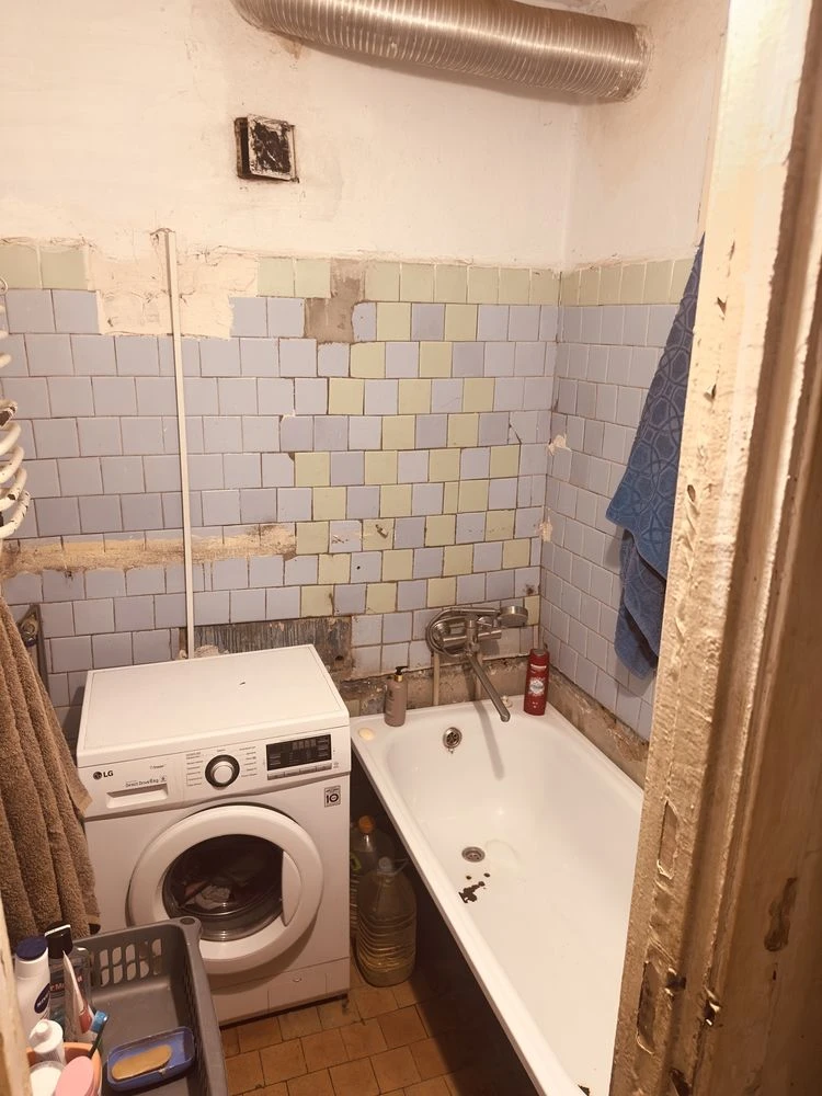 Продам 3х квартиру на 1 поверзі на 3 районі