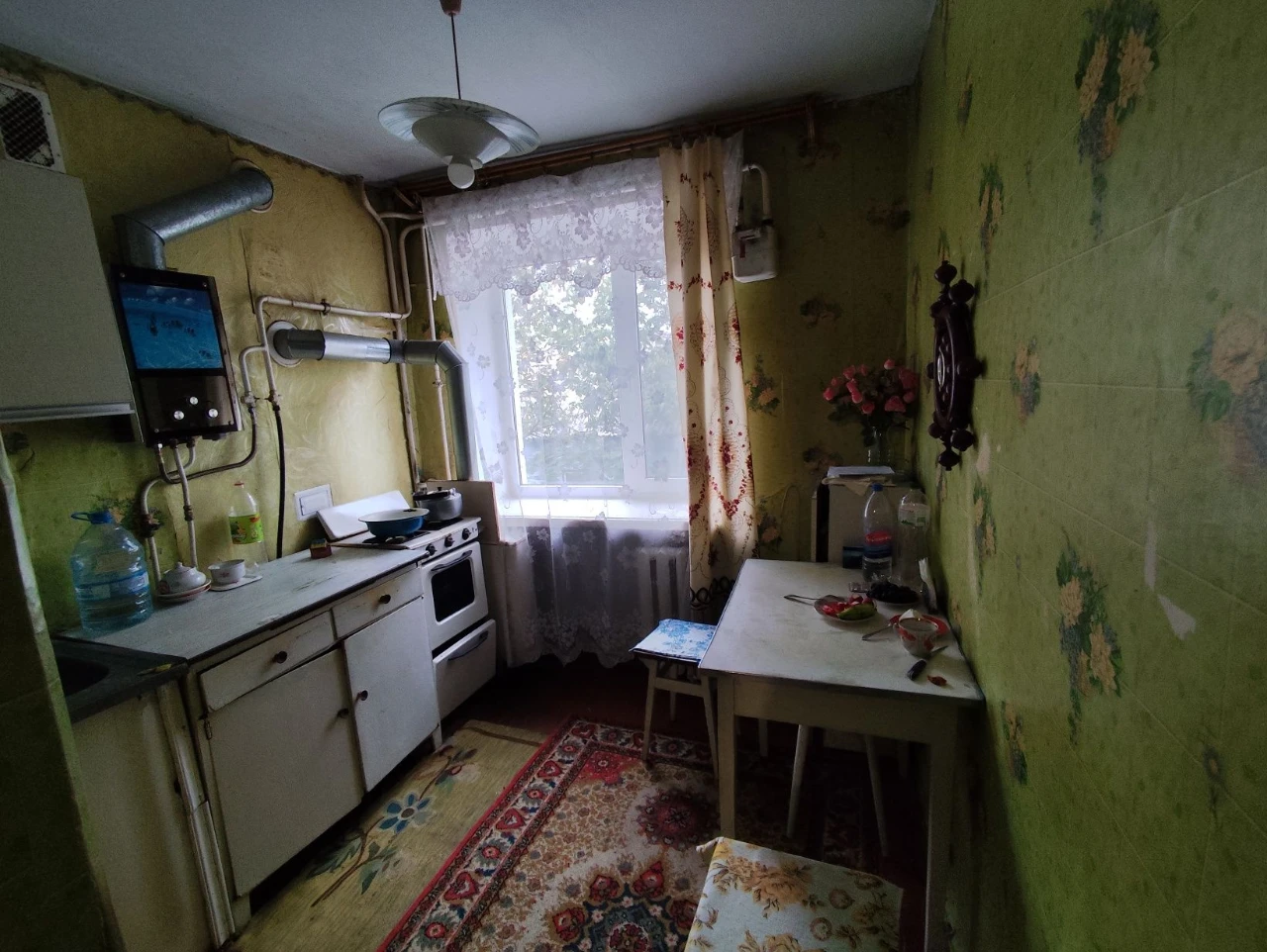 Продається двокімнатна квартира у Вознесенську, вулиця Софії