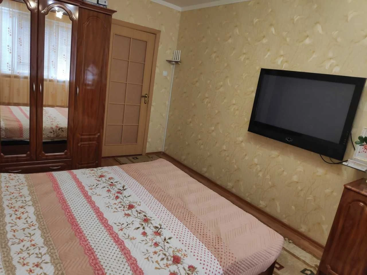 Продається 3-кімнатна квартира у Вознесенську