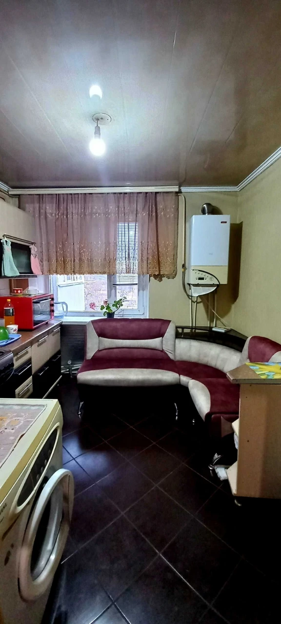 Продам 3-х кімнатну квартиру в Вознесенську