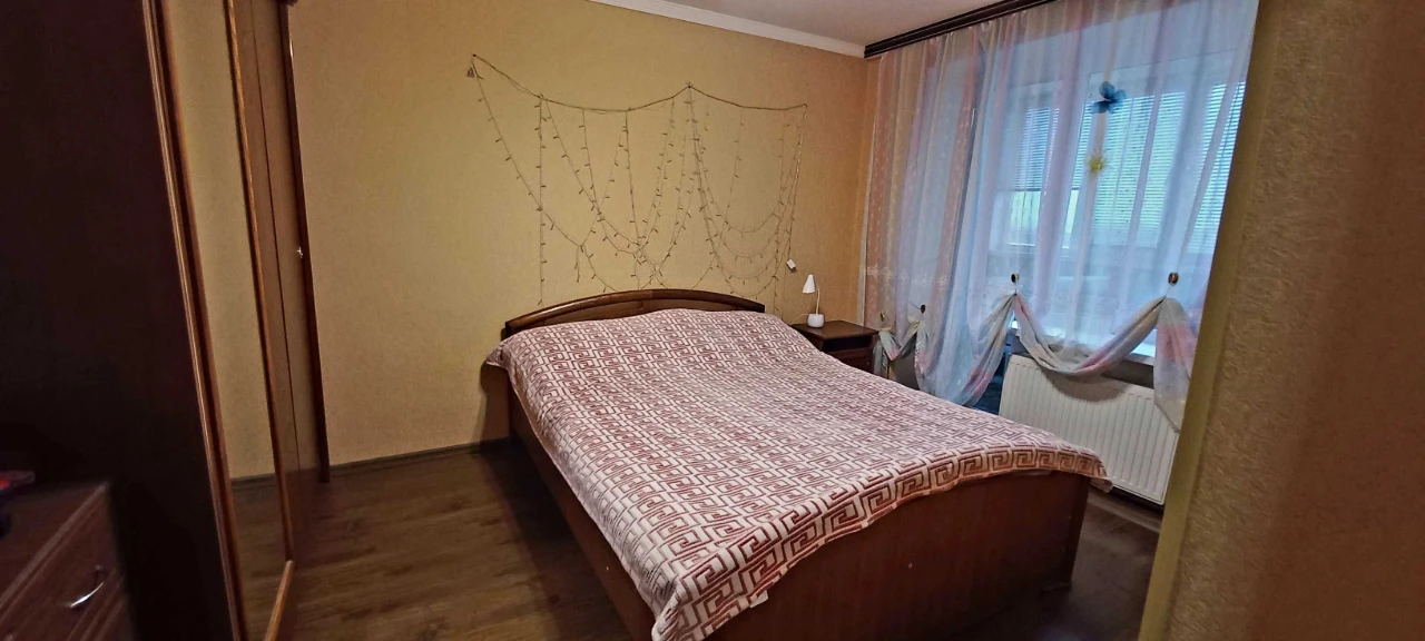 Продам 3-х кімнатну квартиру в Вознесенську