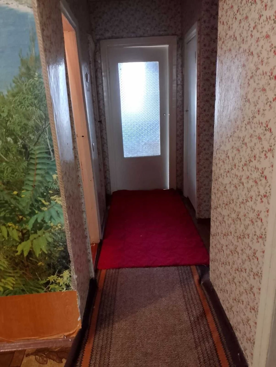 Продам 3 к.кв.під кап.ремонт на 3 мік.