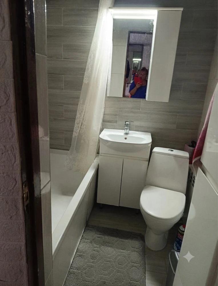 Sale of a one-room apartment on the first floor with a separate exit