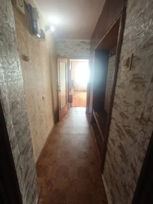 Sale of apartment with a large annex