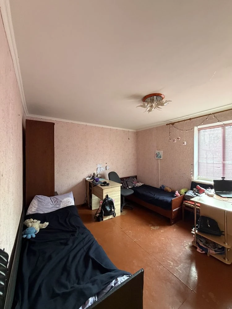 For Sale: Apartment in Ochakiv, from owner, price negotiable