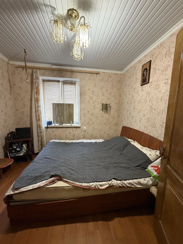 For Sale: Apartment in Ochakiv, from owner, price negotiable