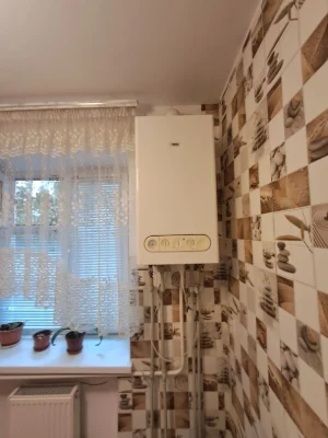 Продаю  2 кімнатну квартиру