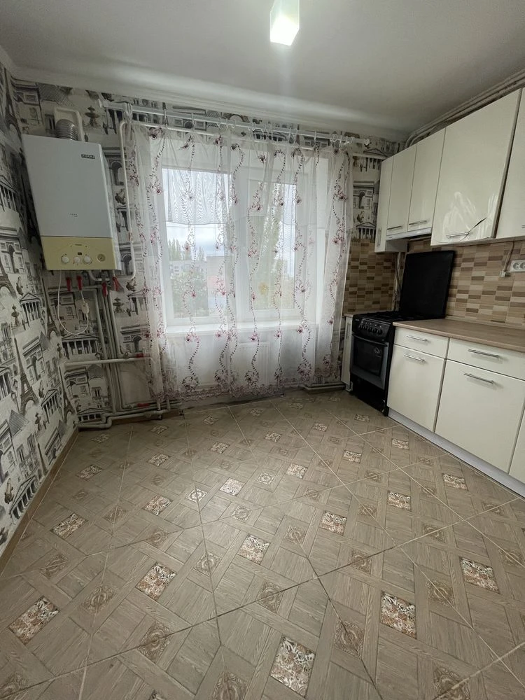 2 кімнатна квартира 5/5 поверх Корабельна