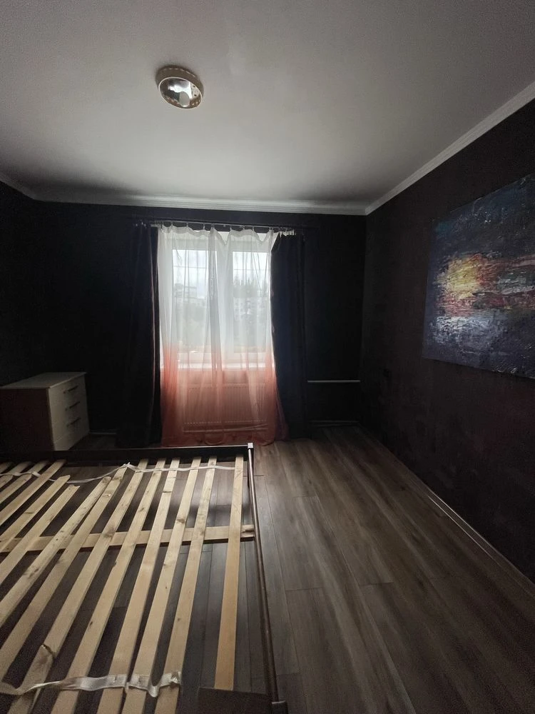 2 кімнатна квартира 5/5 поверх Корабельна