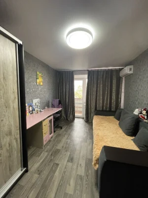2 кімнатна квартира 5/5 поверх Корабельна